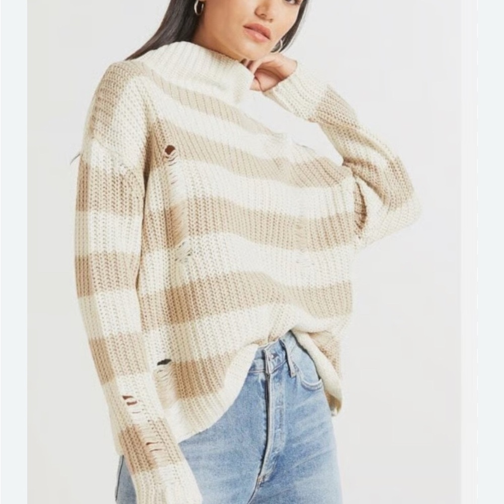 Evereve Brown and Cream Cowl Neck Sweater with Ribbed Texture